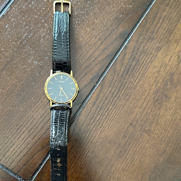 Pulsar Gold and Black Men's Watch - Picture 1 of 2
